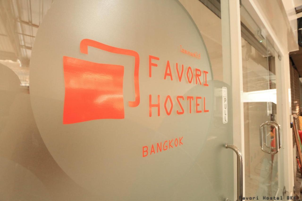 Favori Hostel Bangkok Surawong Kültér fotó